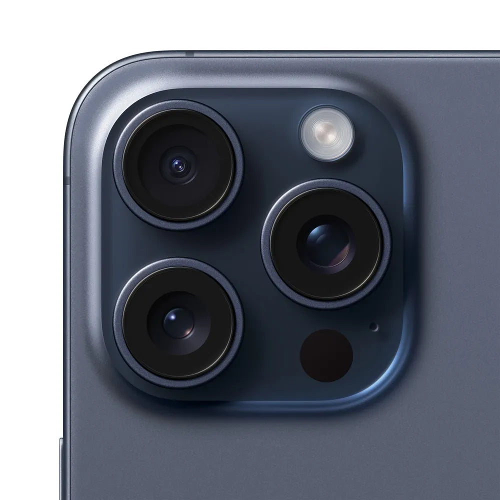 iPhone 15 Pro Max semi nuevo color titanio azul vista cámara trasera - nixBlix Colombia #Color_Titanio Azul